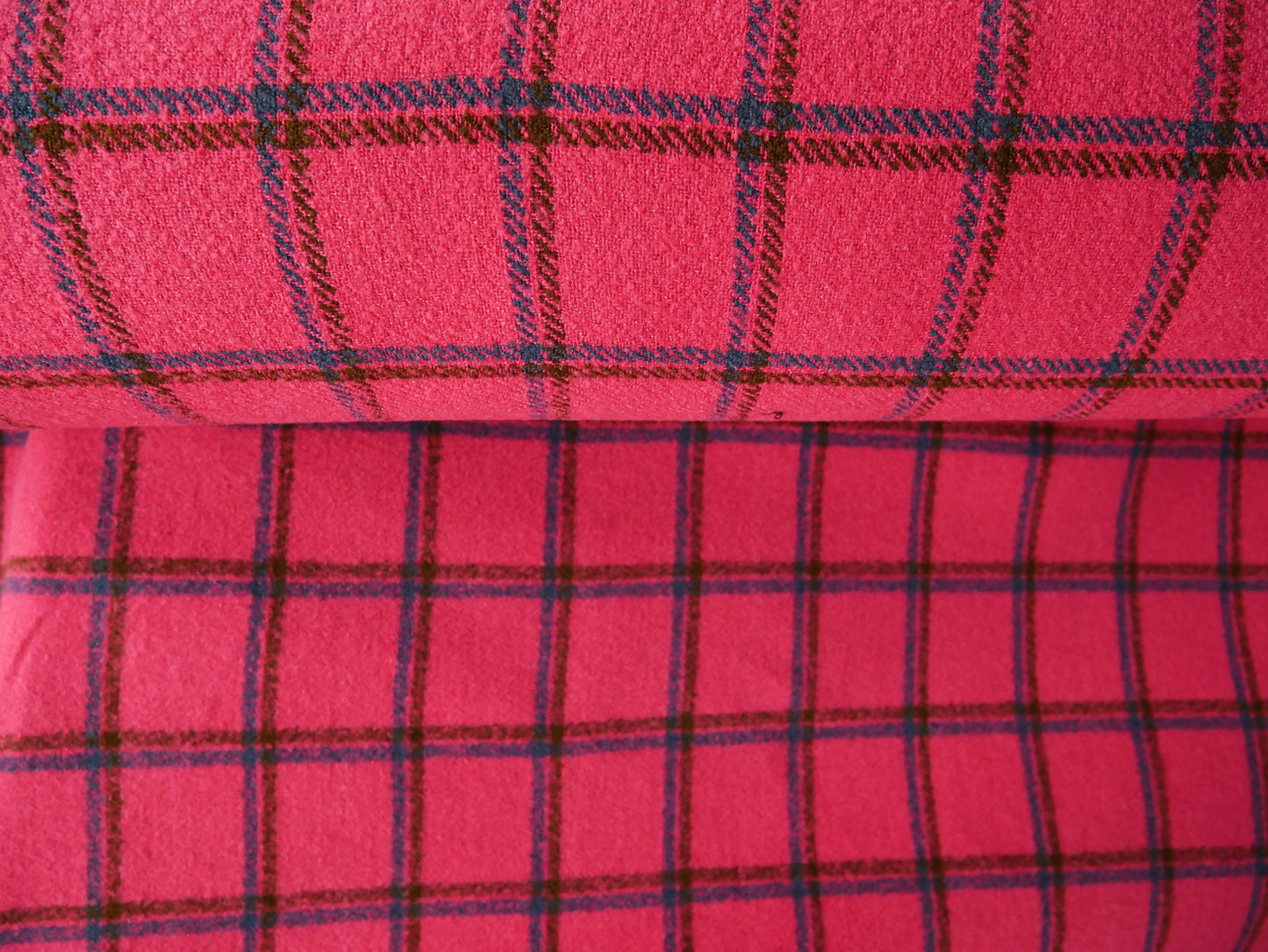 ART. 5439 ABBIGALIAMENTO POLYESTER
